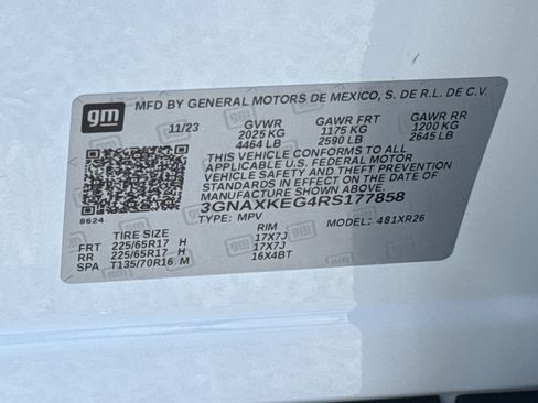 Used 2024 Chevrolet Equinox LT FWD image 3