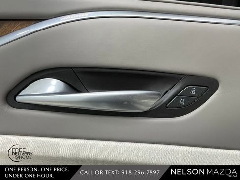 Used 2022 Cadillac Escalade Sport Platinum w/ Heavy-Duty Trailer Package image 40