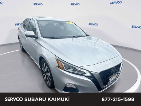 Used 2022 Nissan Altima 2.5 SV image 1