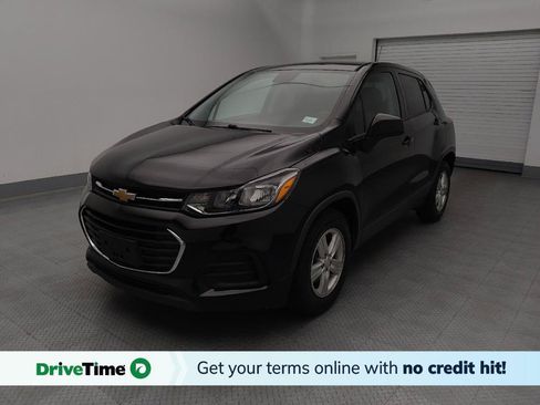 Used 2020 Chevrolet Trax LS w/ Tint and Cruise Package FWD image 1