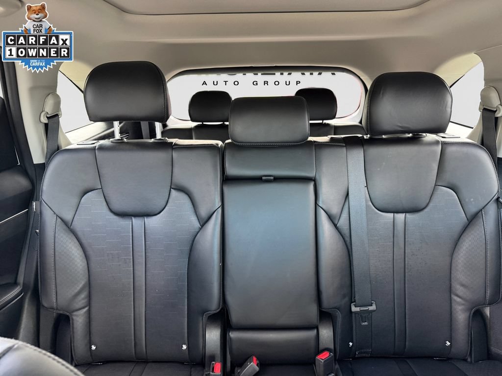 Certified 2025 Kia Sorento S w/ Panoramic Sunroof Package FWD image 17