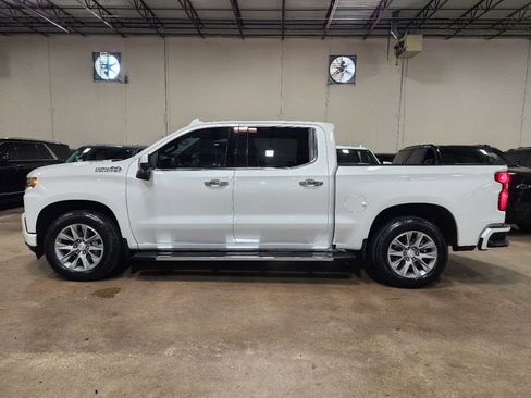 Used 2021 Chevrolet Silverado 1500 High Country w/ Technology Package AWD/4WD image 7
