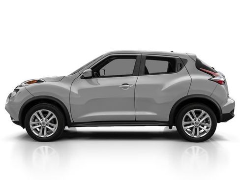 Used 2017 Nissan Juke S FWD image 3
