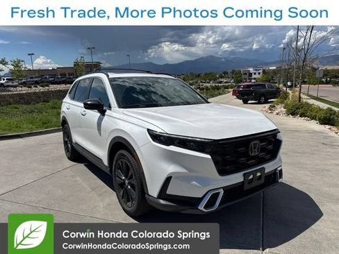 Used 2025 Honda CR-V Sport Touring image 1