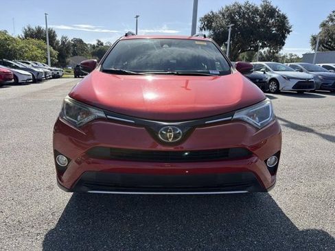 Used 2017 Toyota RAV4 XLE FWD image 6