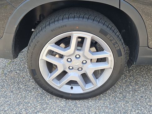 Certified 2024 Honda Passport EX-L image 4