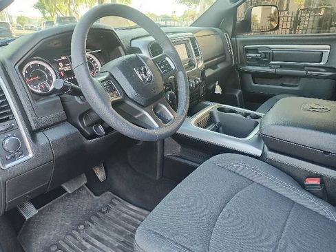 Used 2024 RAM 1500 Warlock w/ Trailer & Traction Group AWD/4WD image 18