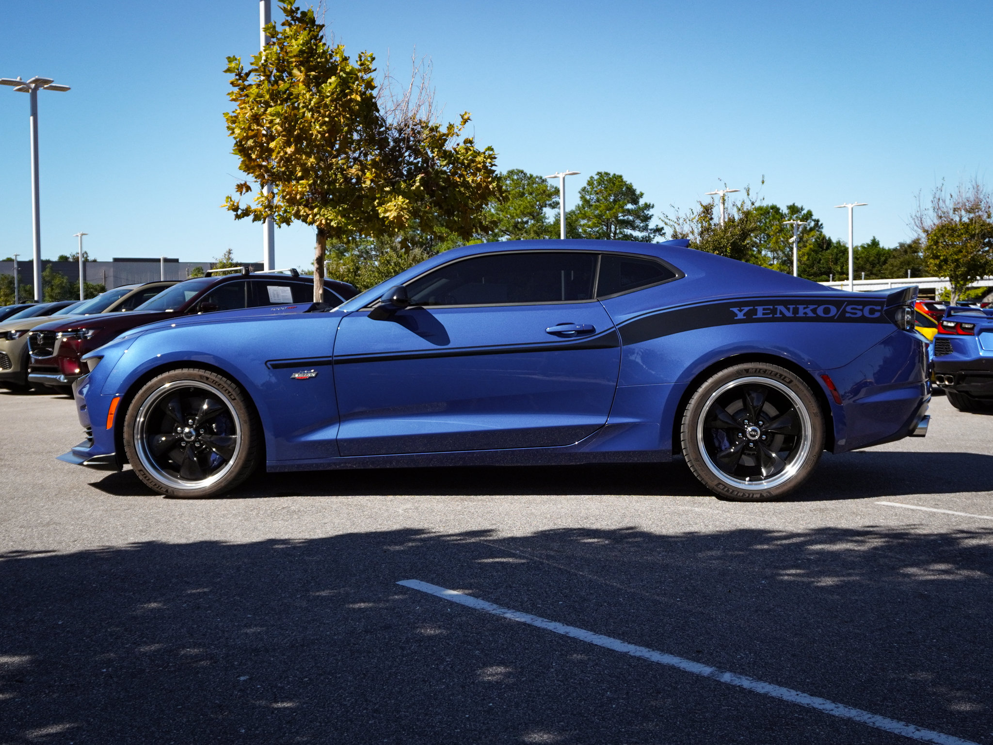 Used 2019 Chevrolet Camaro SS RWD image 7