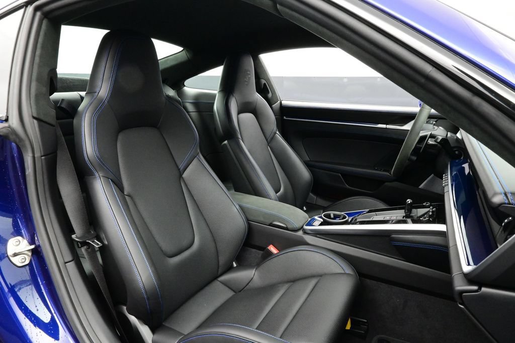 Certified 2025 Porsche 911 Turbo S AWD/4WD image 15