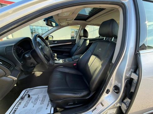 Used 2013 INFINITI G37 x Sedan w/ Premium Pkg image 9