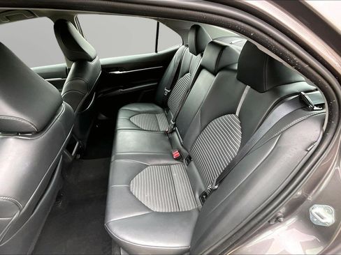 Used 2024 Toyota Camry SE FWD image 18