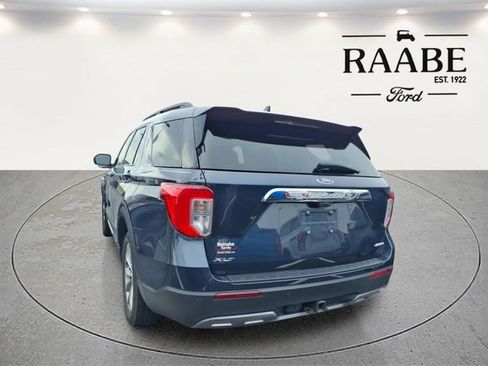 Used 2022 Ford Explorer XLT w/ Equipment Group 202A image 16