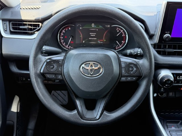 Used 2025 Toyota RAV4 XLE w/ Convenience Package FWD image 12