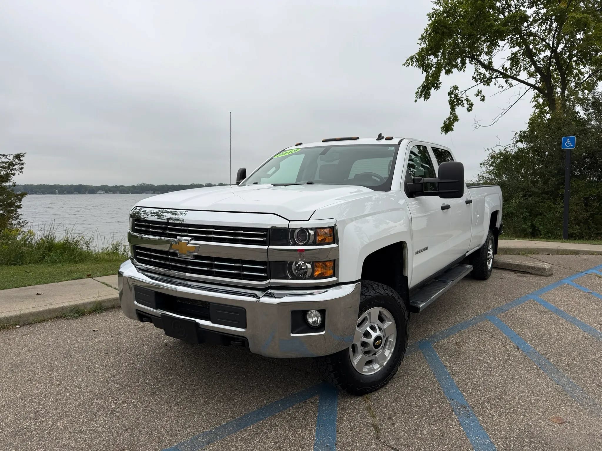 Used 2015 Chevrolet Silverado 2500 LT AWD/4WD image 1