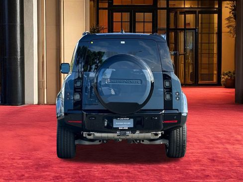 New 2026 Land Rover Defender 110 X-Dynamic SE AWD/4WD image 11