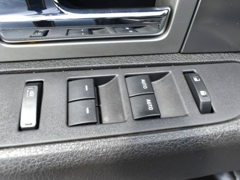 Used 2014 Ford F150 Raptor w/ Equipment Group 801A Luxury AWD/4WD image 40