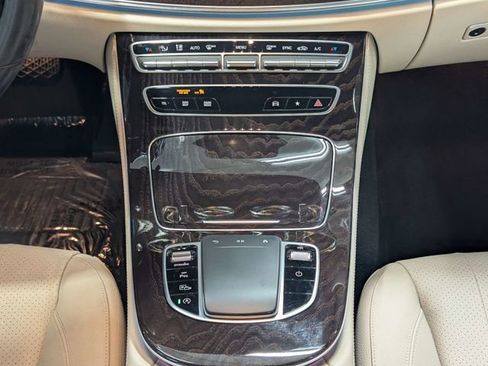 Used 2021 Mercedes-Benz E 350 Sedan image 12