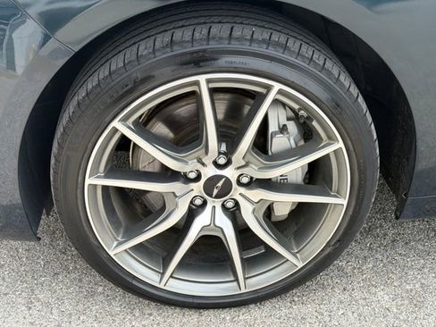Used 2025 Genesis G70 2.5T AWD/4WD image 35