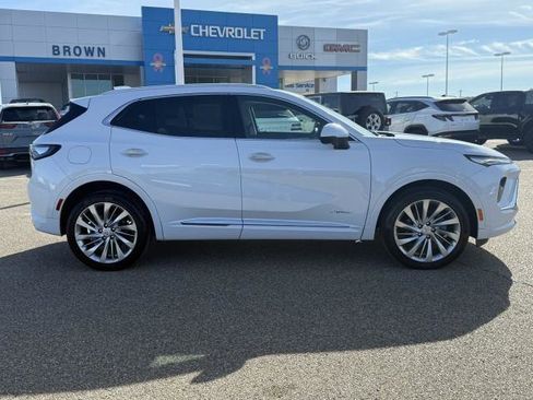 New 2026 Buick Envision Avenir image 9