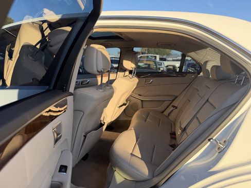 Used 2014 Mercedes-Benz E 350 Sedan image 26