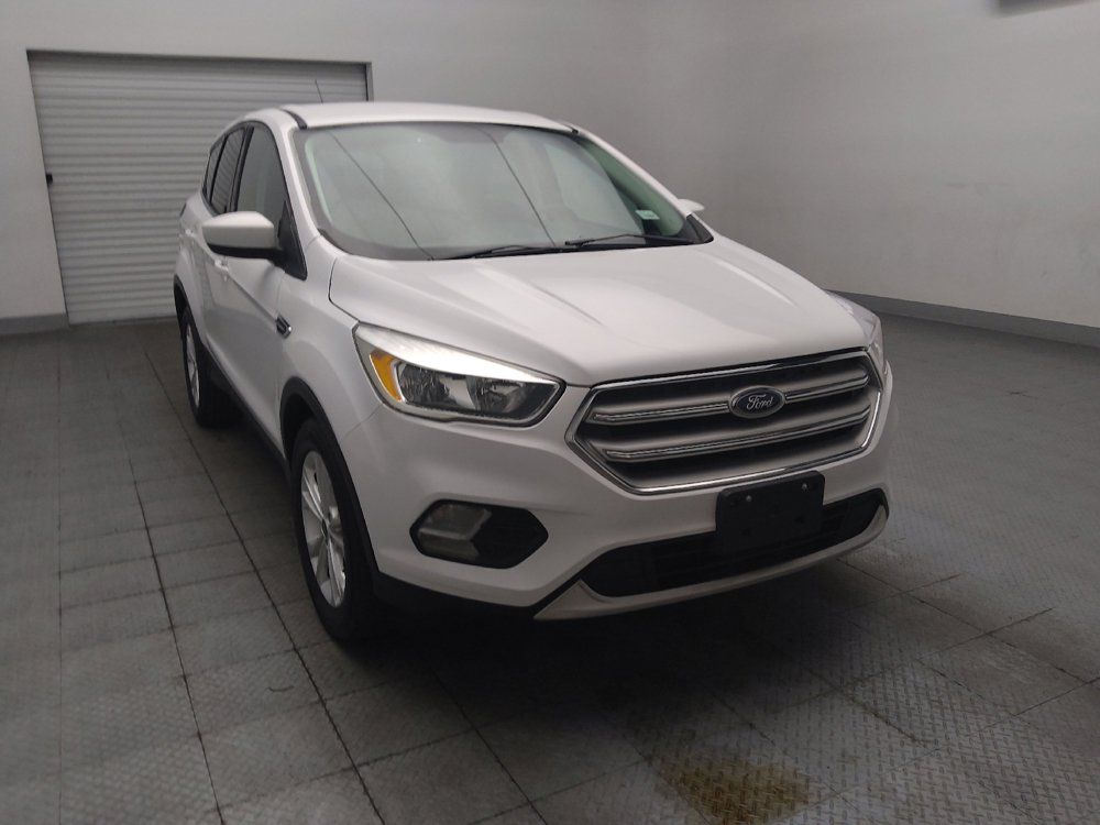 Used 2019 Ford Escape SE FWD image 14