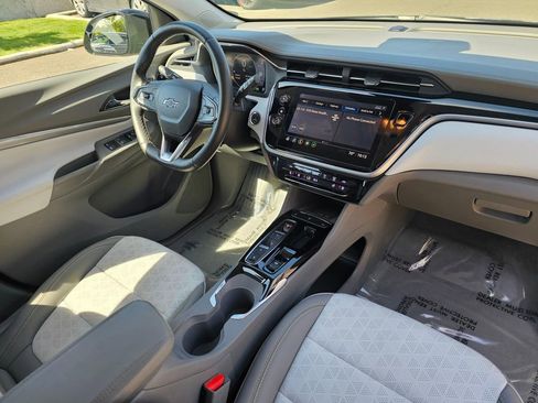 Used 2022 Chevrolet Bolt EUV Premier FWD image 10