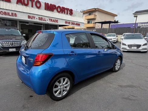 Used 2016 Toyota Yaris LE FWD image 2