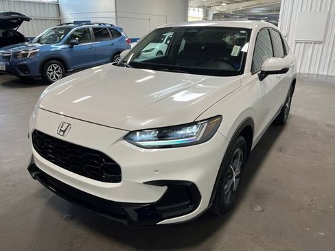 Used 2024 Honda HR-V EX-L image 7