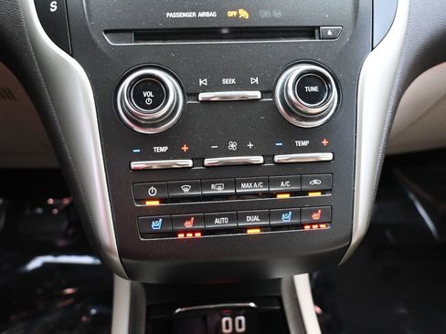 Used 2018 Lincoln MKC Reserve image 15