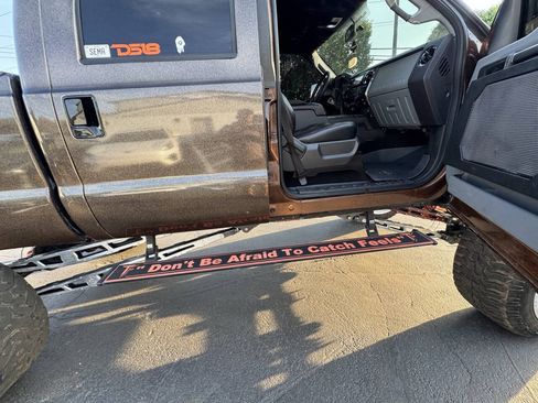 Used 2014 Ford F250 XLT w/ XLT Value Package AWD/4WD image 6