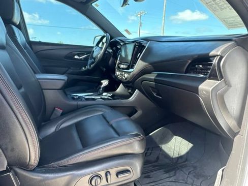 Used 2023 Chevrolet Traverse RS w/ LPO, Floor Liner Package AWD/4WD image 20