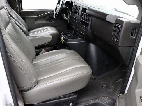 Used 2023 Chevrolet Express 2500 LS image 24