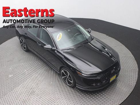 Used 2025 Honda Accord LX image 3