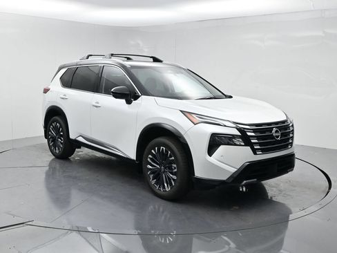 New 2026 Nissan Rogue Platinum AWD/4WD image 2