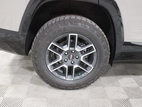 New 2026 GMC Terrain AT4 w/ Convenience Package III AWD/4WD image 43