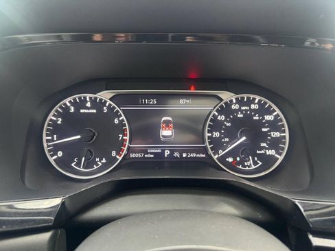 Used 2022 Nissan Pathfinder SL w/ SL Premium Package FWD image 24