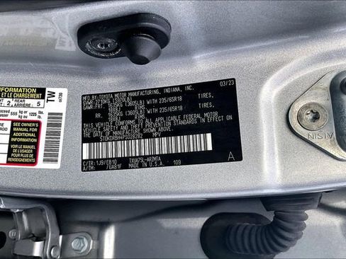 Used 2023 Toyota Highlander XLE image 21