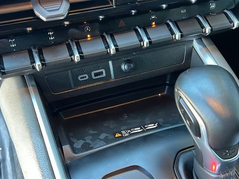 Certified 2023 Chevrolet Colorado ZR2 w/ ZR2 Convenience Package III image 22