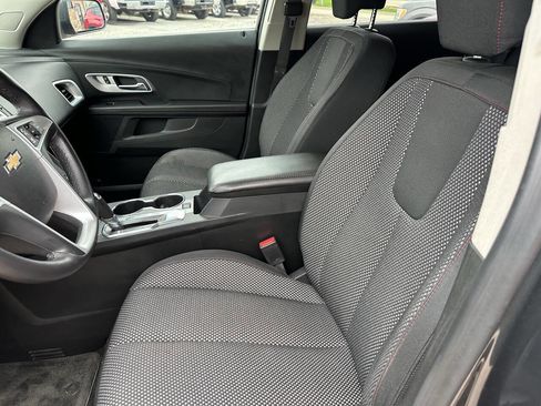 Used 2017 Chevrolet Equinox LT w/ Convenience Package FWD image 11