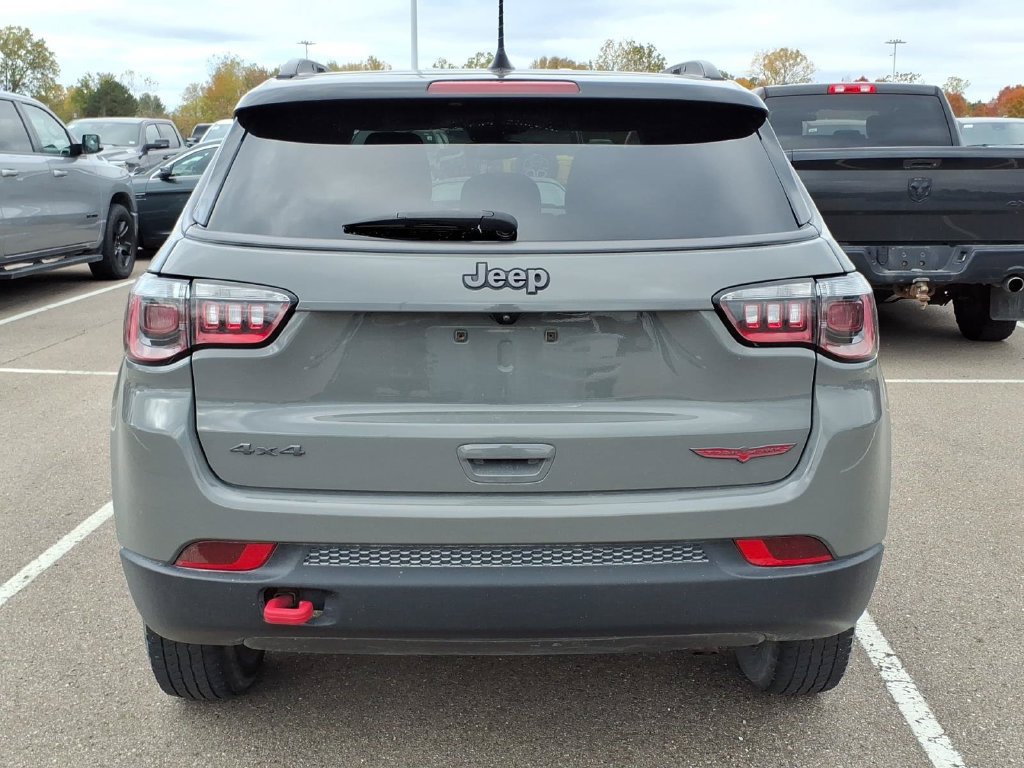 Used 2022 Jeep Compass Trailhawk AWD/4WD image 5