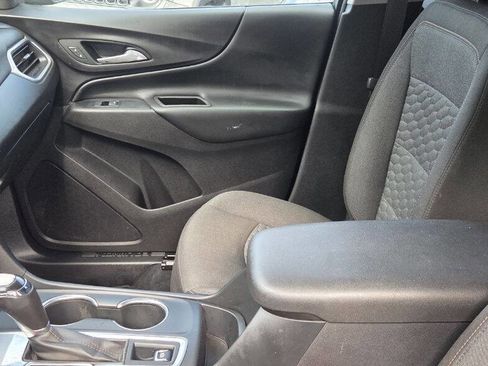 Used 2019 Chevrolet Equinox LT image 17
