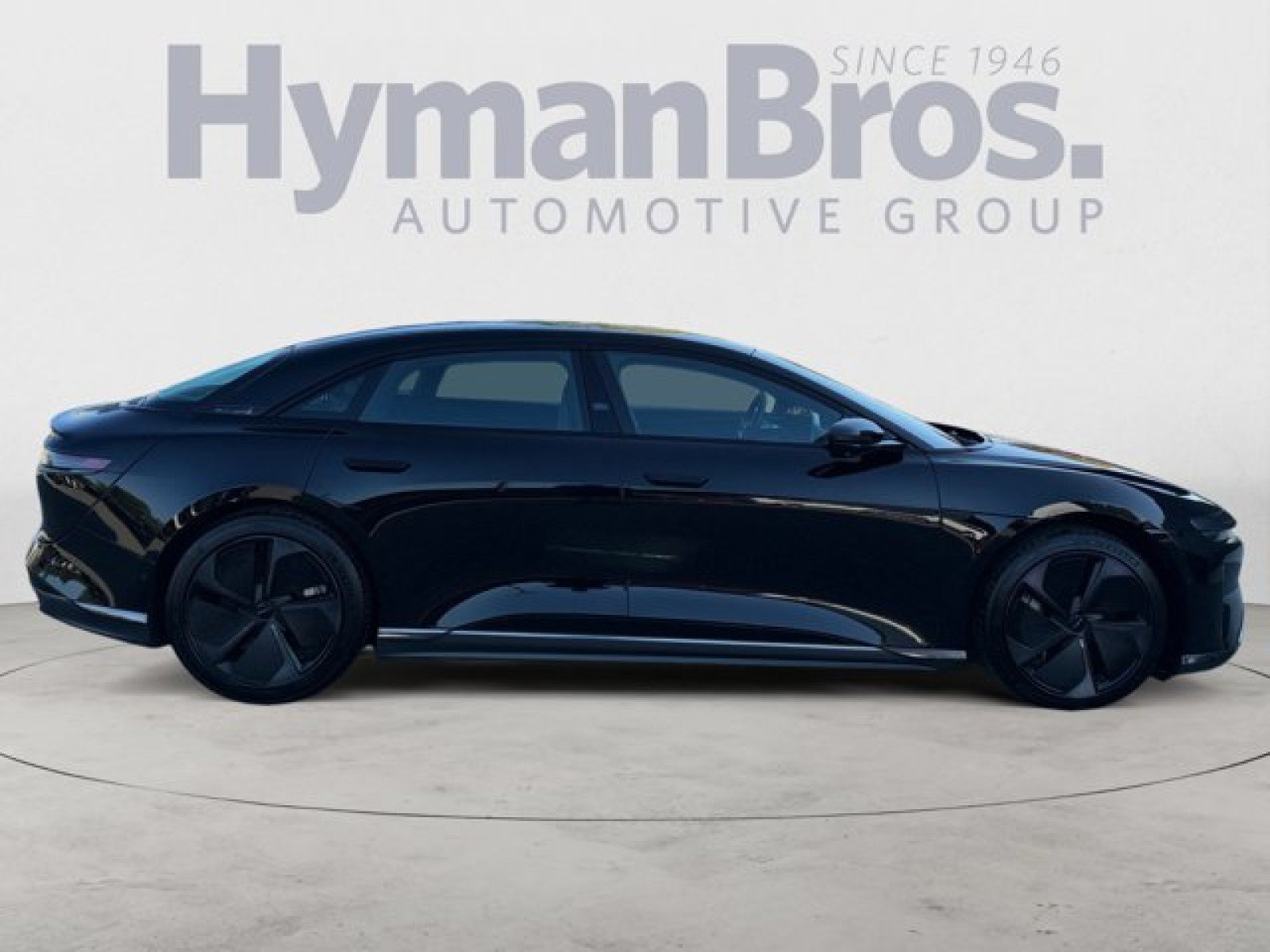Used 2024 Lucid Air Touring AWD/4WD image 2