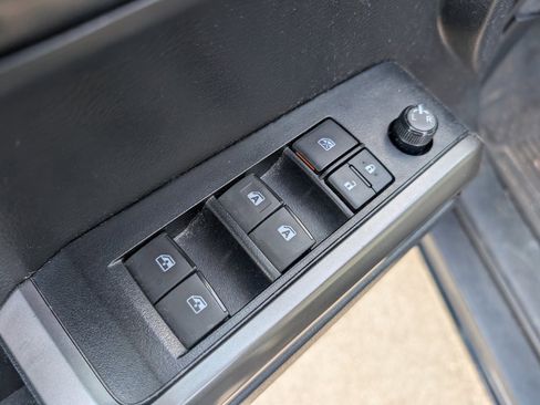 Used 2023 Toyota Tacoma SR5 image 15