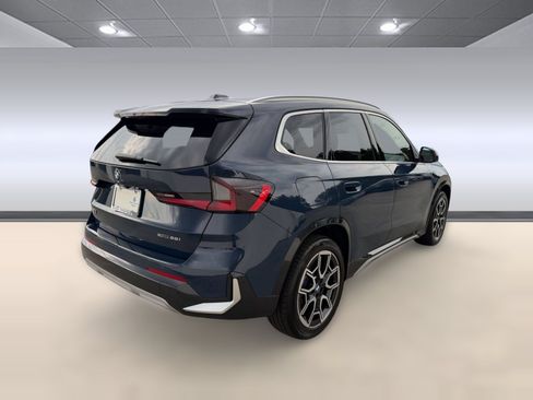 Used 2026 BMW X1 xDrive28i AWD/4WD image 9
