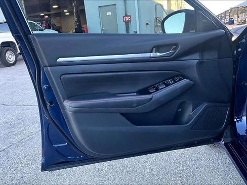 Certified 2024 Nissan Altima 2.5 SR image 20