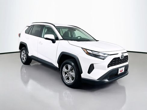 Certified 2025 Toyota RAV4 XLE FWD image 3
