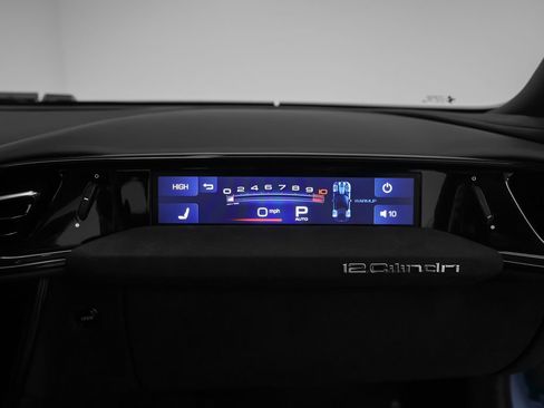 Certified 2025 Ferrari 12Cilindri RWD image 36