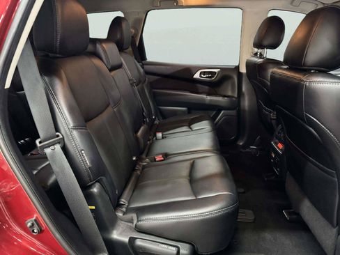 Used 2019 Nissan Pathfinder SL FWD image 51