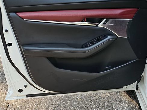 Used 2020 MAZDA MAZDA3 AWD Hatchback w/ Premium Pkg image 8