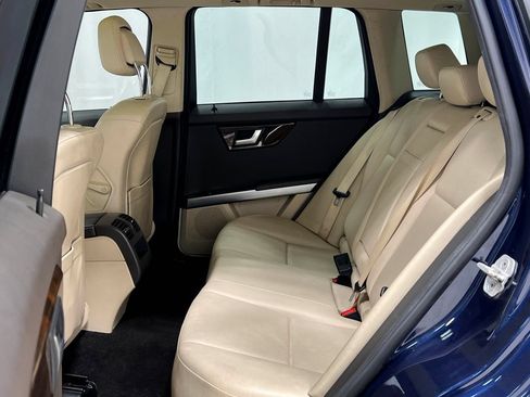 Used 2015 Mercedes-Benz GLK 350 4MATIC image 30